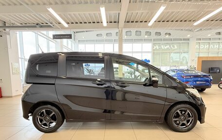 Honda Freed I, 2015 год, 1 309 000 рублей, 7 фотография