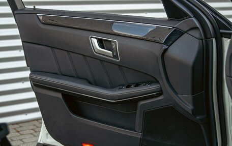 Mercedes-Benz E-Класс, 2012 год, 1 295 000 рублей, 12 фотография