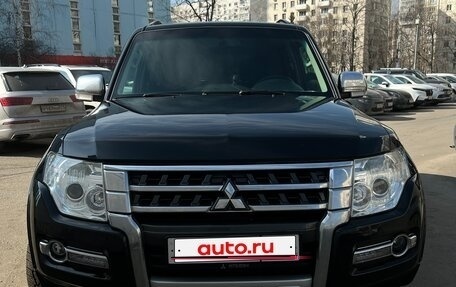 Mitsubishi Pajero IV, 2017 год, 2 990 000 рублей, 1 фотография