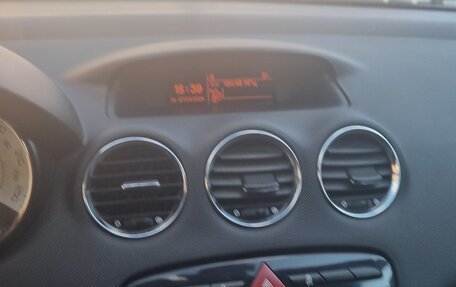 Peugeot 408 I рестайлинг, 2013 год, 715 000 рублей, 14 фотография