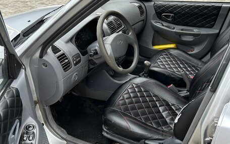 Hyundai Accent II, 2005 год, 295 000 рублей, 3 фотография