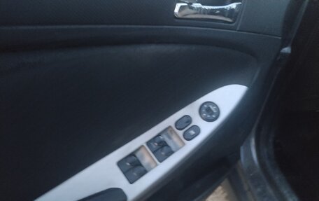 Hyundai Solaris II рестайлинг, 2012 год, 450 000 рублей, 10 фотография