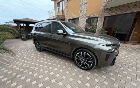 BMW X7, 2022 год, 13 300 000 рублей, 3 фотография