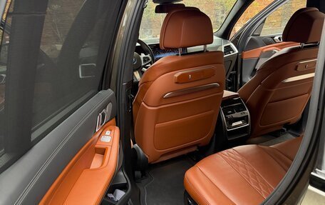 BMW X7, 2022 год, 13 300 000 рублей, 19 фотография