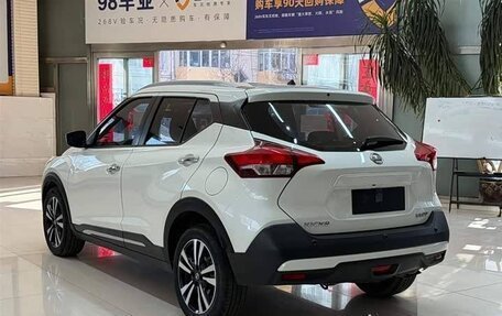 Nissan Kicks I, 2022 год, 1 770 000 рублей, 3 фотография