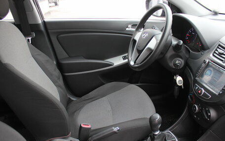 Hyundai Solaris II рестайлинг, 2012 год, 637 000 рублей, 14 фотография