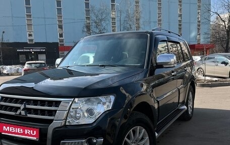 Mitsubishi Pajero IV, 2017 год, 2 990 000 рублей, 3 фотография