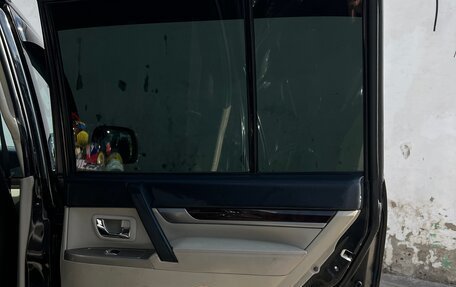 Mitsubishi Pajero IV, 2017 год, 2 990 000 рублей, 10 фотография