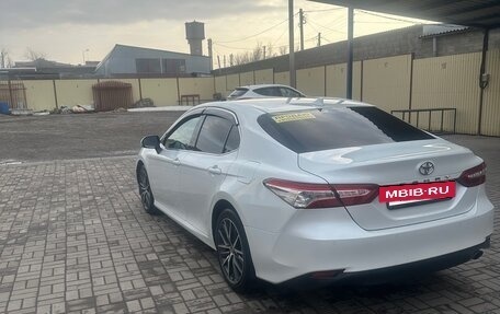 Toyota Camry, 2021 год, 2 890 000 рублей, 4 фотография