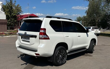 Toyota Land Cruiser Prado 150 рестайлинг 2, 2016 год, 3 850 000 рублей, 3 фотография