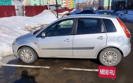 Ford Fiesta, 2006 год, 300 000 рублей, 4 фотография