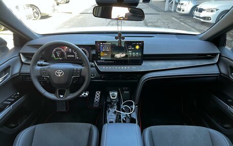 Toyota Camry, 2024 год, 3 950 000 рублей, 12 фотография