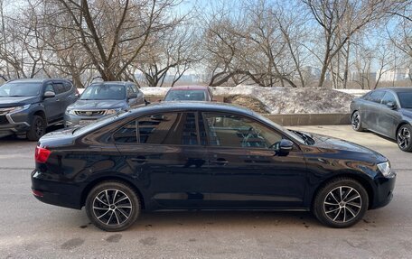 Volkswagen Jetta VI, 2011 год, 750 000 рублей, 6 фотография