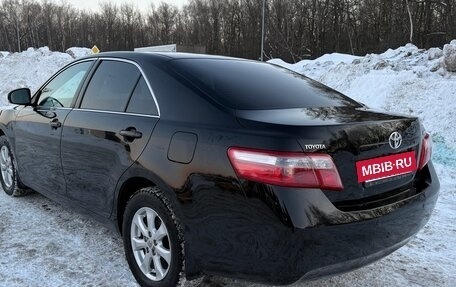 Toyota Camry, 2010 год, 1 200 000 рублей, 5 фотография