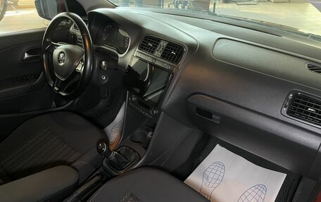 Volkswagen Polo VI (EU Market), 2016 год, 949 000 рублей, 12 фотография