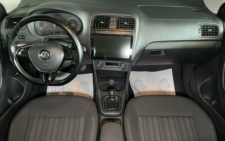 Volkswagen Polo VI (EU Market), 2016 год, 949 000 рублей, 17 фотография