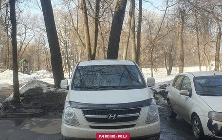 Hyundai H-1 II рестайлинг, 2010 год, 1 303 000 рублей, 1 фотография