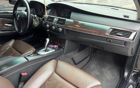 BMW 5 серия, 2009 год, 1 620 000 рублей, 20 фотография