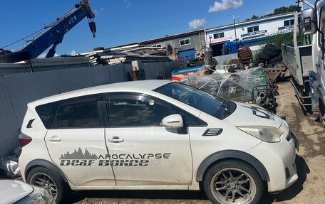 Toyota Ractis II, 2012 год, 580 614 рублей, 2 фотография