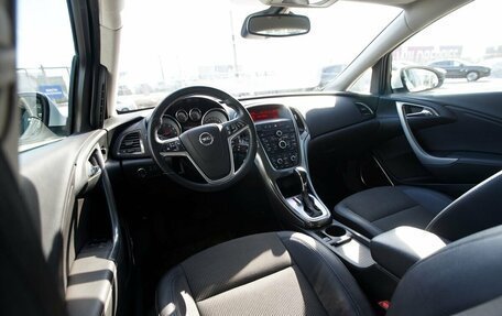 Opel Astra J, 2011 год, 600 000 рублей, 8 фотография