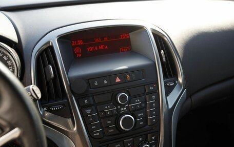 Opel Astra J, 2011 год, 600 000 рублей, 13 фотография