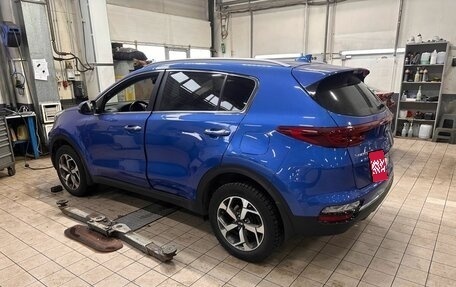 KIA Sportage IV рестайлинг, 2020 год, 2 150 000 рублей, 3 фотография