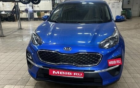 KIA Sportage IV рестайлинг, 2020 год, 2 150 000 рублей, 2 фотография