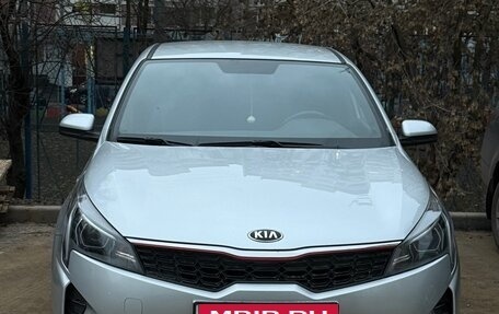 KIA Rio IV, 2021 год, 1 549 000 рублей, 1 фотография