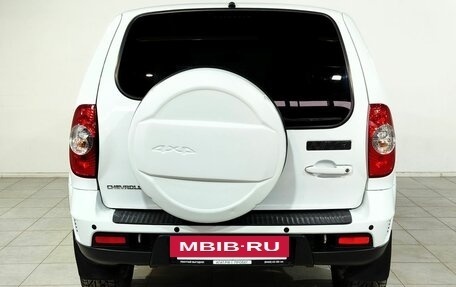 Chevrolet Niva I рестайлинг, 2017 год, 742 000 рублей, 6 фотография