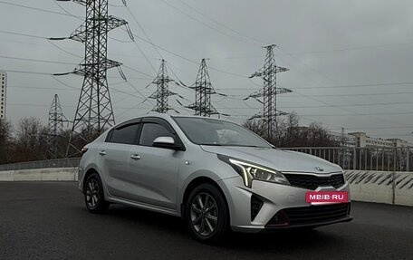 KIA Rio IV, 2021 год, 1 549 000 рублей, 3 фотография