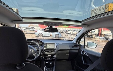 Peugeot 208 II, 2013 год, 702 000 рублей, 11 фотография