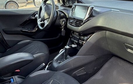 Peugeot 208 II, 2013 год, 702 000 рублей, 8 фотография