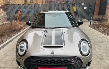 MINI Clubman, 2019 год, 3 500 000 рублей, 4 фотография