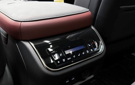 Infiniti QX80, 2025 год, 17 990 000 рублей, 30 фотография