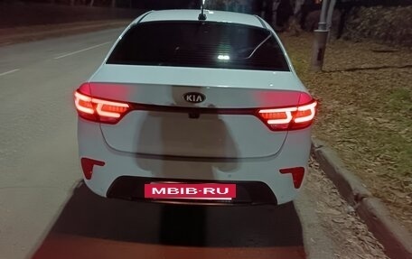 KIA Rio IV, 2018 год, 1 670 000 рублей, 12 фотография