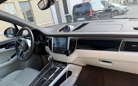 Porsche Macan I рестайлинг, 2017 год, 3 980 000 рублей, 14 фотография