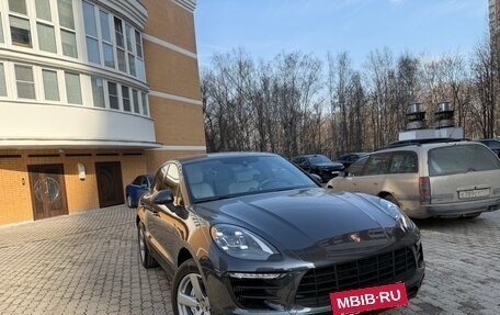 Porsche Macan I рестайлинг, 2017 год, 3 980 000 рублей, 2 фотография