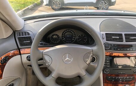 Mercedes-Benz E-Класс, 2005 год, 749 000 рублей, 13 фотография