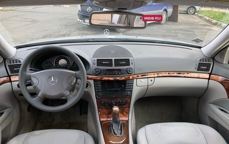 Mercedes-Benz E-Класс, 2005 год, 749 000 рублей, 9 фотография