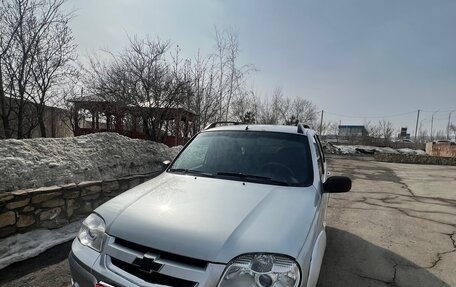 Chevrolet Niva I рестайлинг, 2012 год, 346 000 рублей, 2 фотография