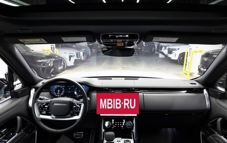 Land Rover Range Rover IV рестайлинг, 2022 год, 16 490 000 рублей, 2 фотография