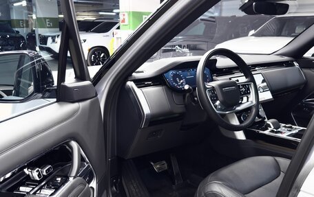 Land Rover Range Rover IV рестайлинг, 2022 год, 16 490 000 рублей, 12 фотография