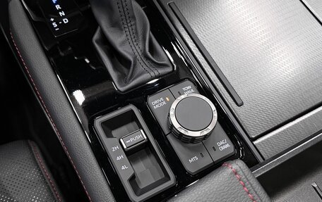 Toyota Sequoia, 2025 год, 15 990 000 рублей, 21 фотография