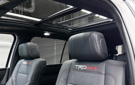 Toyota Sequoia, 2025 год, 15 990 000 рублей, 24 фотография