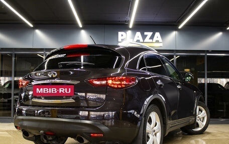 Infiniti FX II, 2011 год, 2 099 000 рублей, 6 фотография