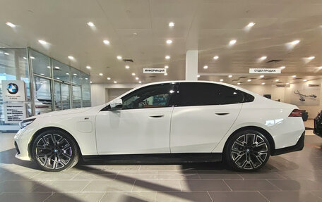 BMW 5 серия, 2025 год, 8 790 000 рублей, 12 фотография