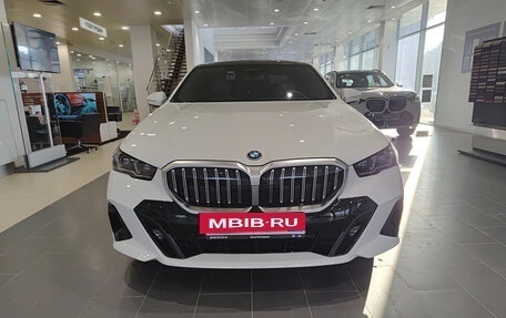 BMW 5 серия, 2025 год, 8 790 000 рублей, 6 фотография