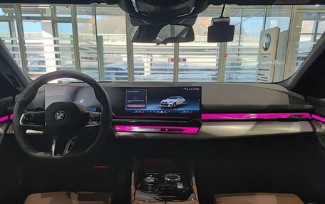 BMW 5 серия, 2025 год, 8 790 000 рублей, 18 фотография