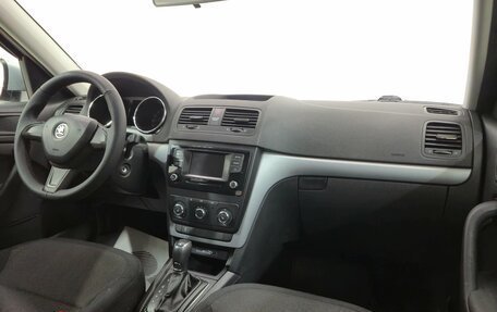 Skoda Yeti I рестайлинг, 2015 год, 1 200 000 рублей, 12 фотография