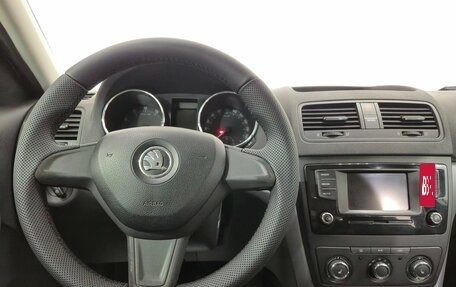 Skoda Yeti I рестайлинг, 2015 год, 1 200 000 рублей, 11 фотография